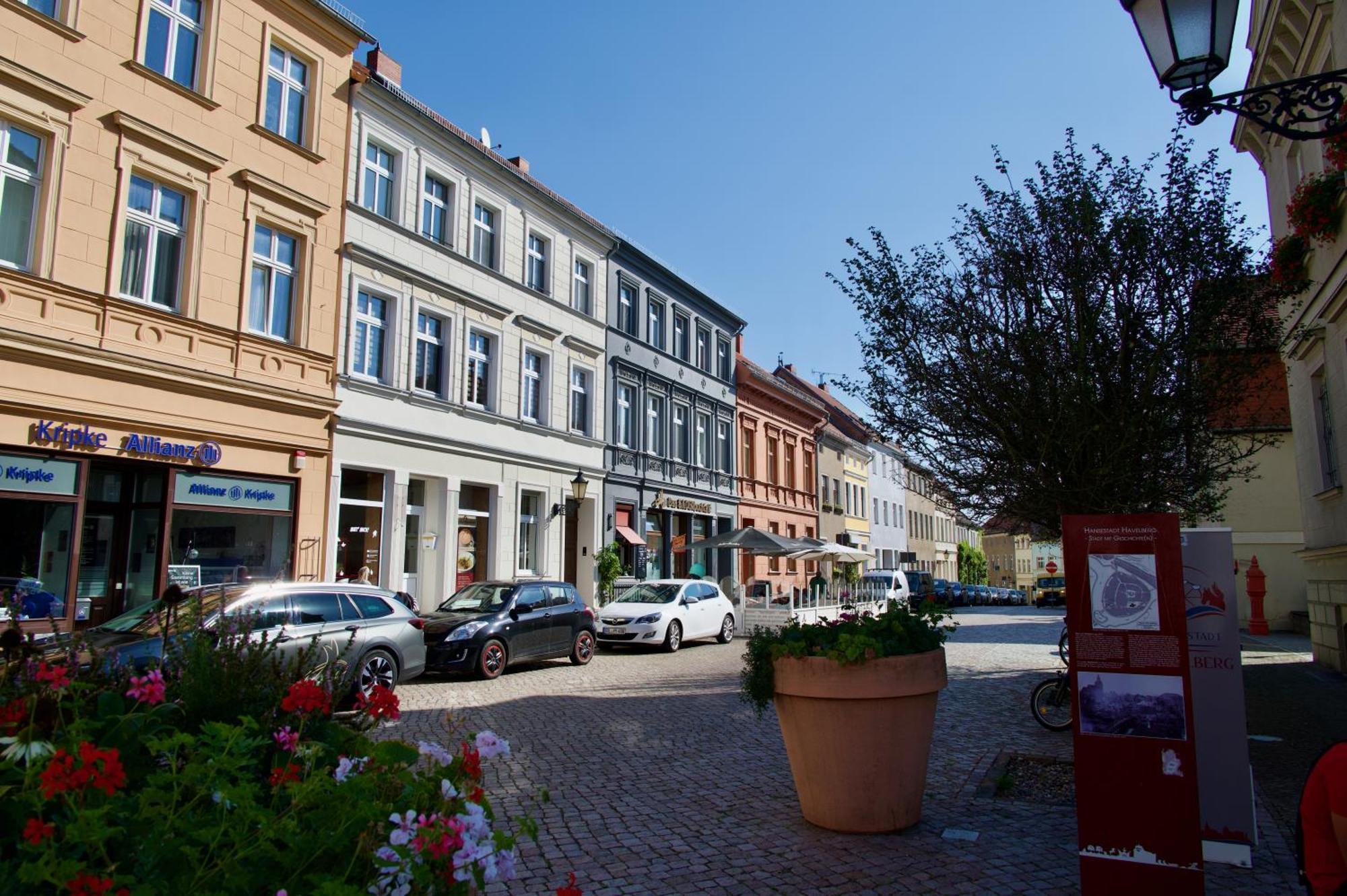 Das Bilderbuchcafe - Ferien - Apartment No 3 - Markt 7 ฮาเวลแบร์ก ภายนอก รูปภาพ