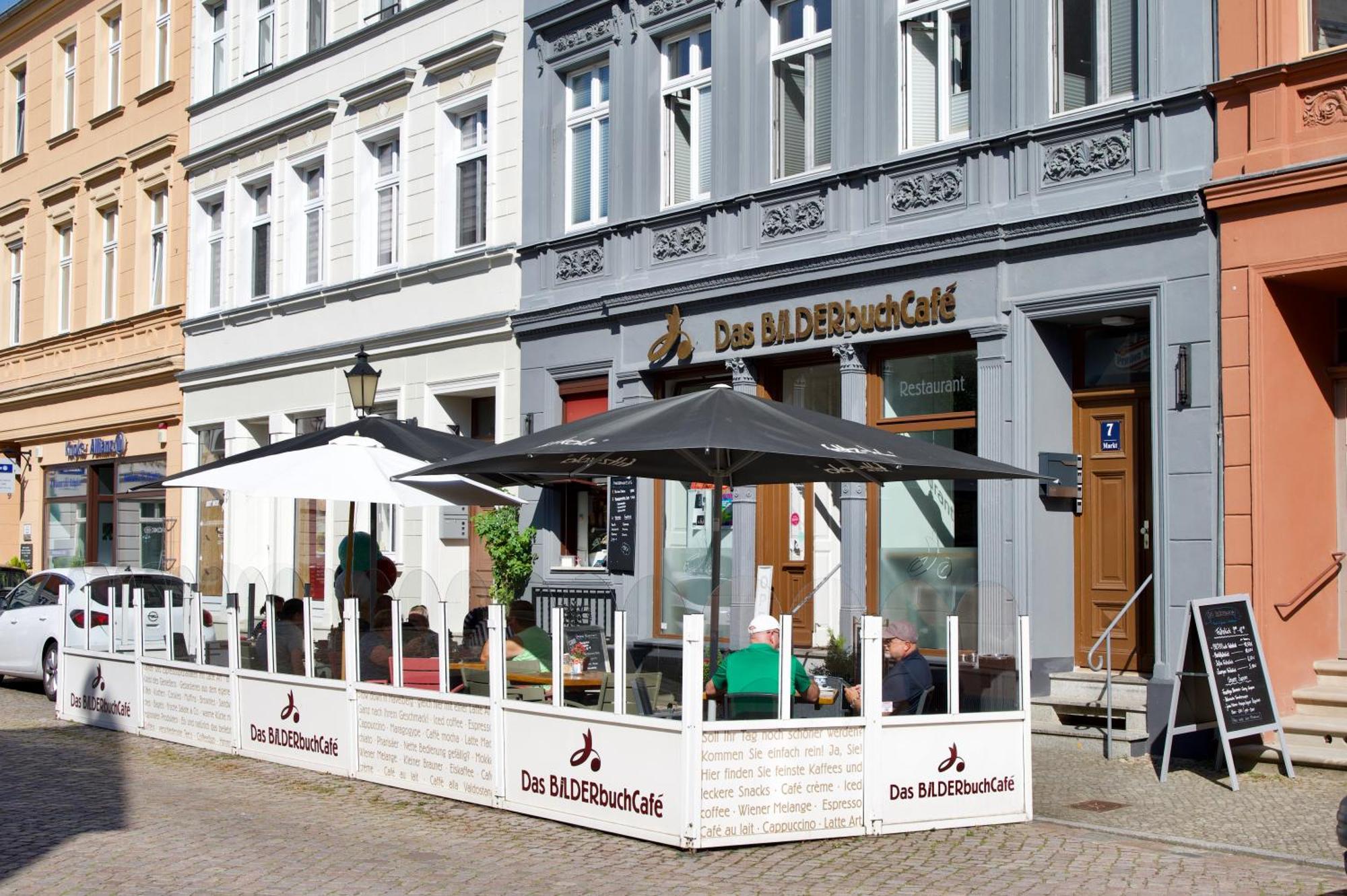 Das Bilderbuchcafe - Ferien - Apartment No 3 - Markt 7 ฮาเวลแบร์ก ภายนอก รูปภาพ