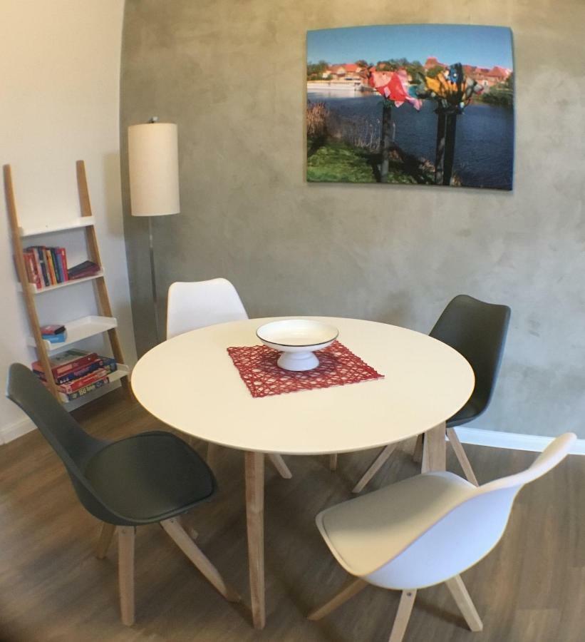 Das Bilderbuchcafe - Ferien - Apartment No 3 - Markt 7 ฮาเวลแบร์ก ภายนอก รูปภาพ