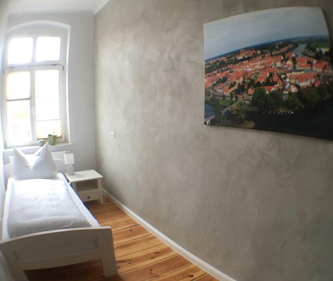 Das Bilderbuchcafe - Ferien - Apartment No 3 - Markt 7 ฮาเวลแบร์ก ภายนอก รูปภาพ